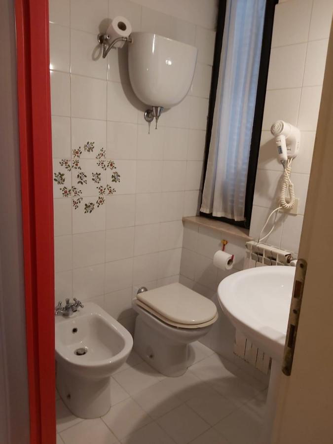 Hotel Centrale Chiusi Eksteriør bilde